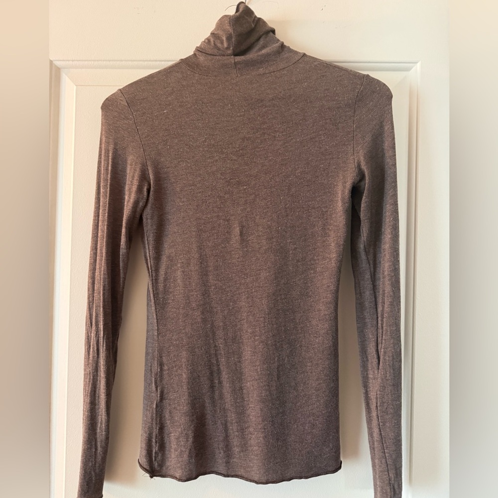 Long sleeve turtleneck